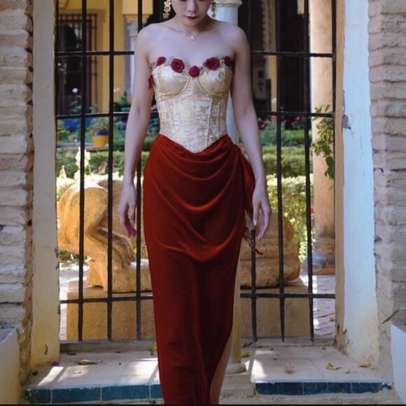 French Vintage Boned Bustier Formal Dress - Picture 9 of 9